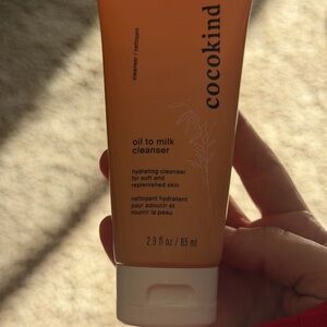 Cocokind Oil to Milk Cleanser NEW